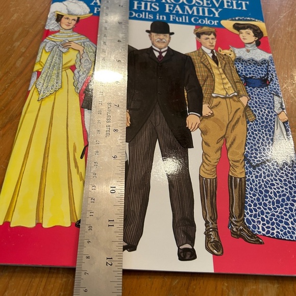 New Tom Tierney’s 1990 Theodore Roosevelt and Family paper dolls book. Beautiful - Picture 10 of 10